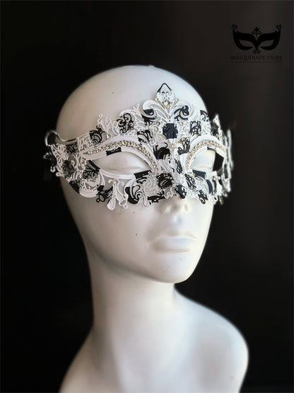 Monochrome Masquerade – Couples Mask Set