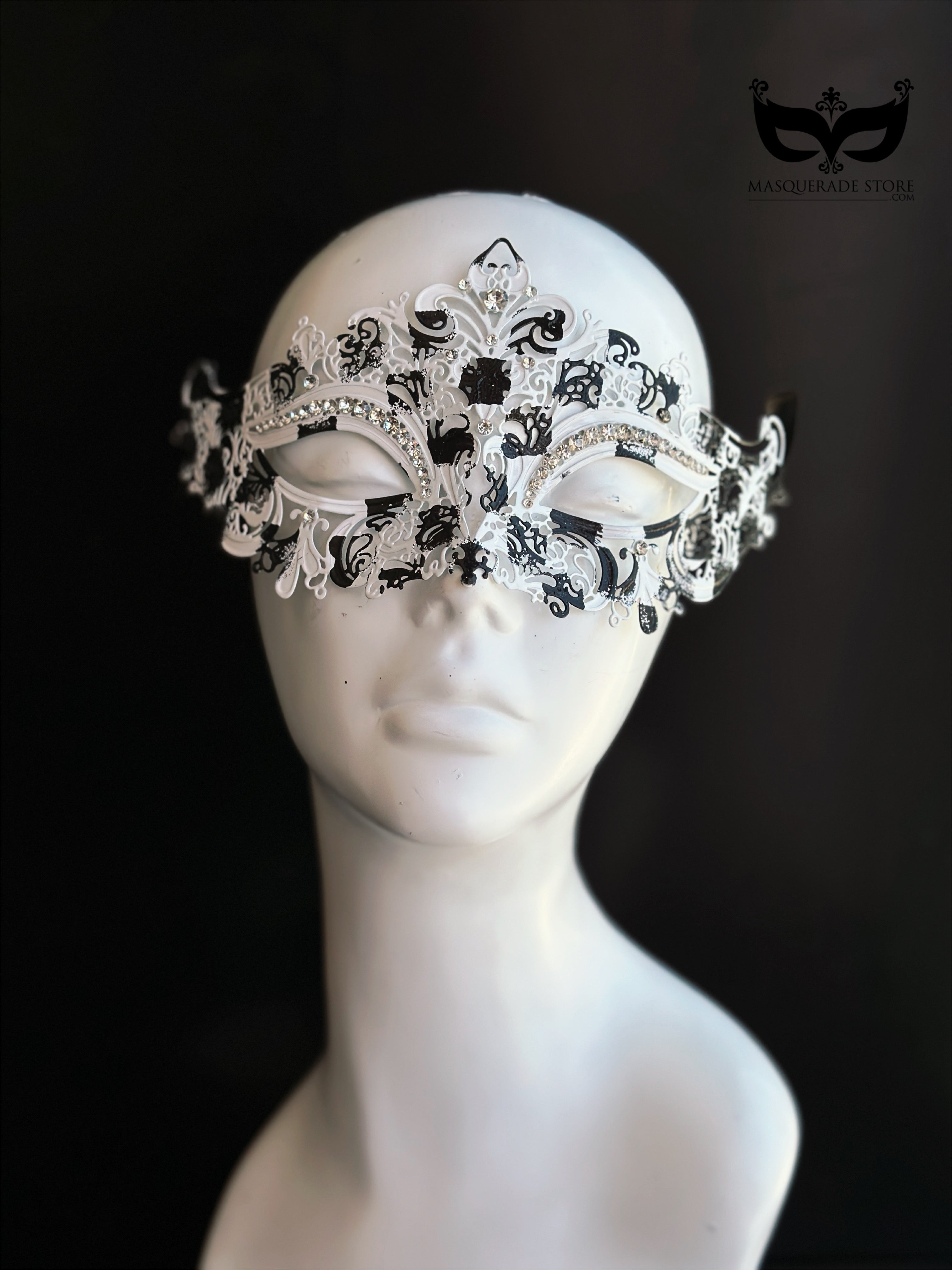 Monochrome Masquerade – Couples Mask Set