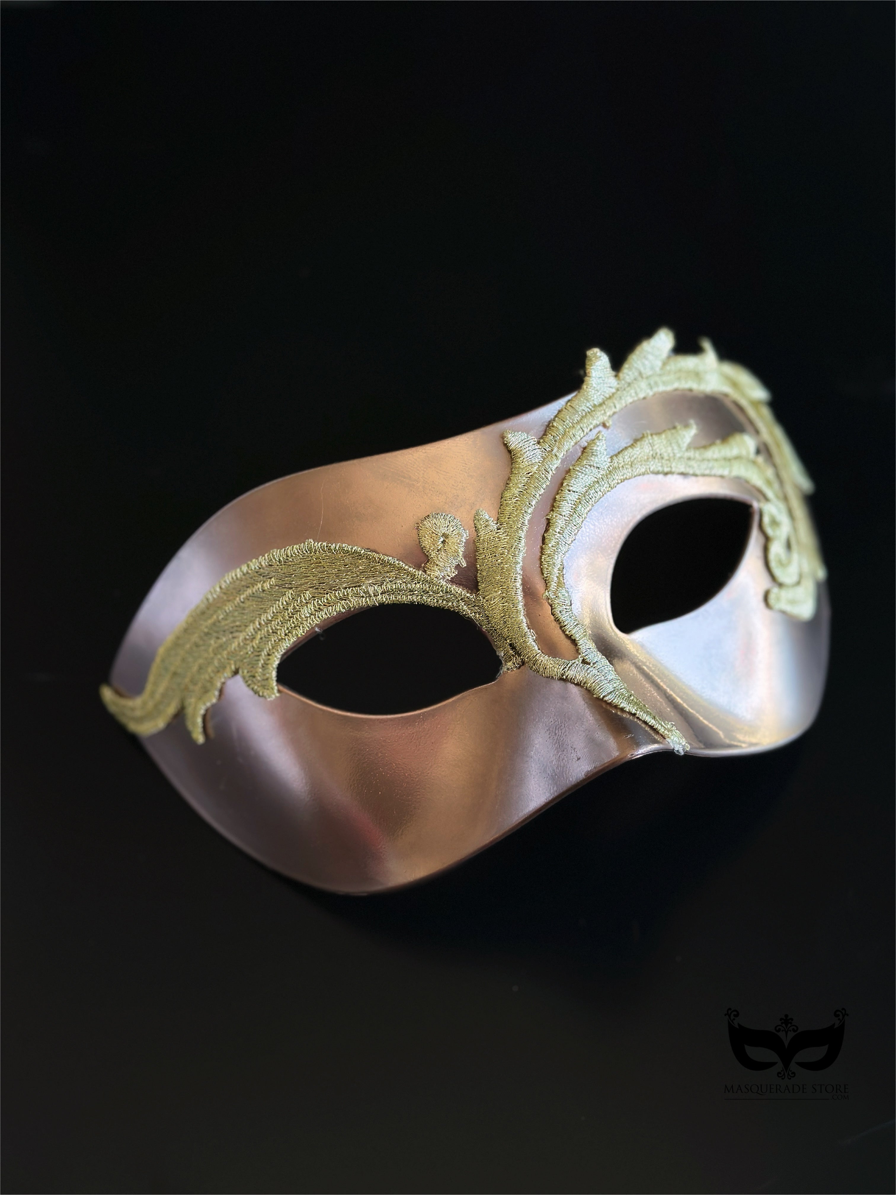 Champagne Verdant Veil Mask