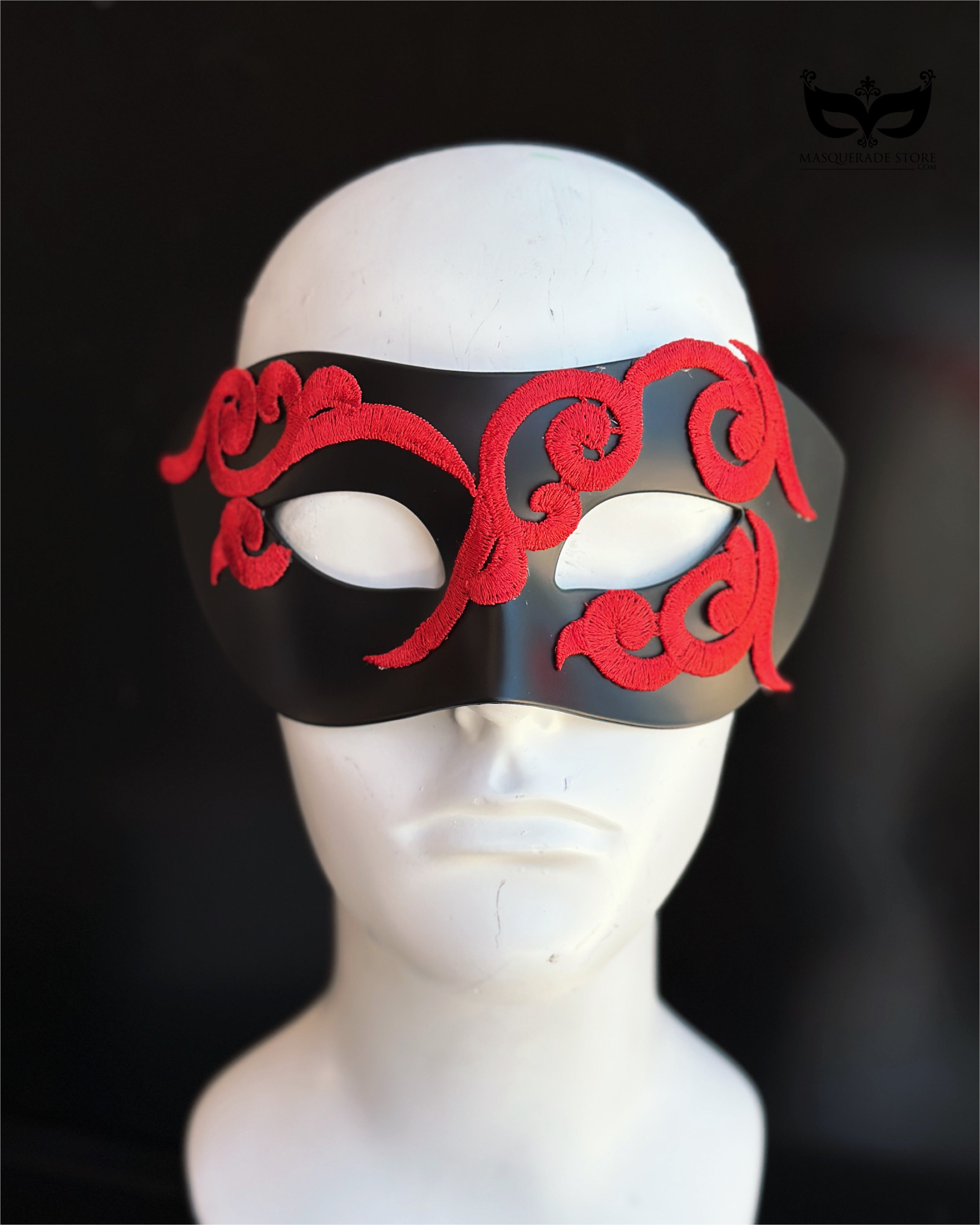 Crimson Arabesque – Red &amp; Black Men’s Mask