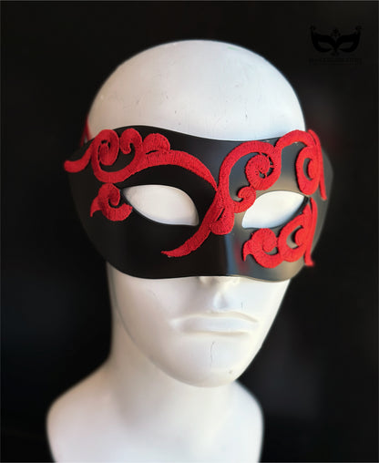 Crimson Arabesque – Red &amp; Black Men’s Mask