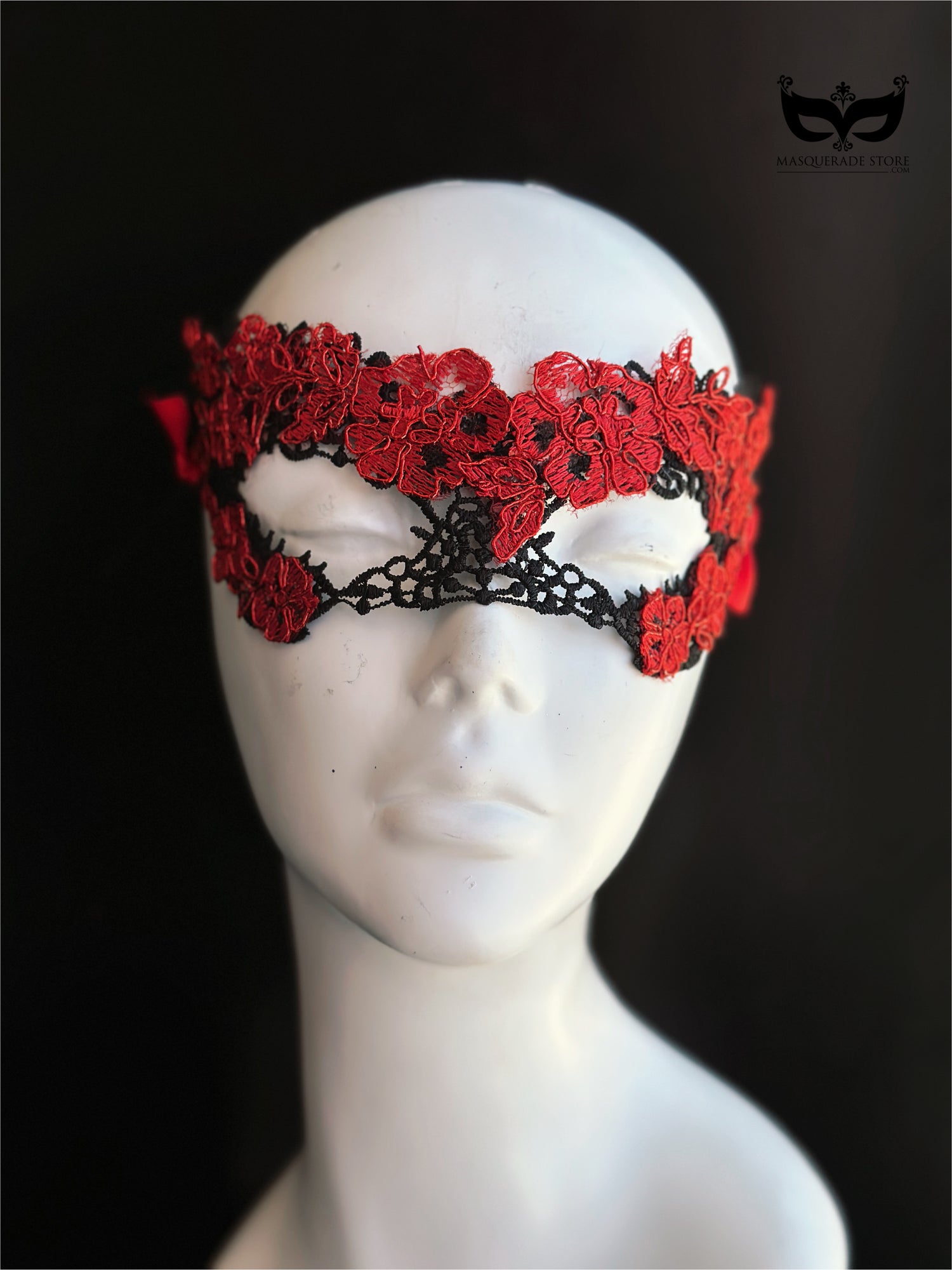 Rosso Fiora – Red &amp; Black Floral Lace Mask