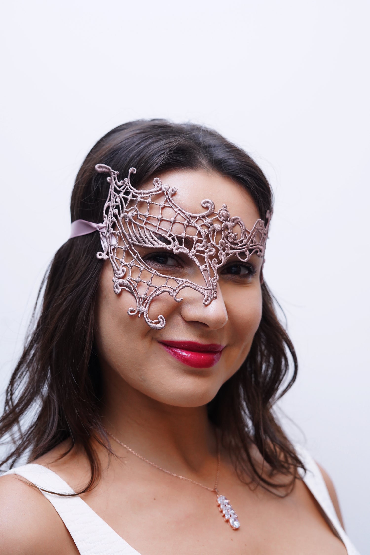 Phantom Lace Mask - Rose Gold
