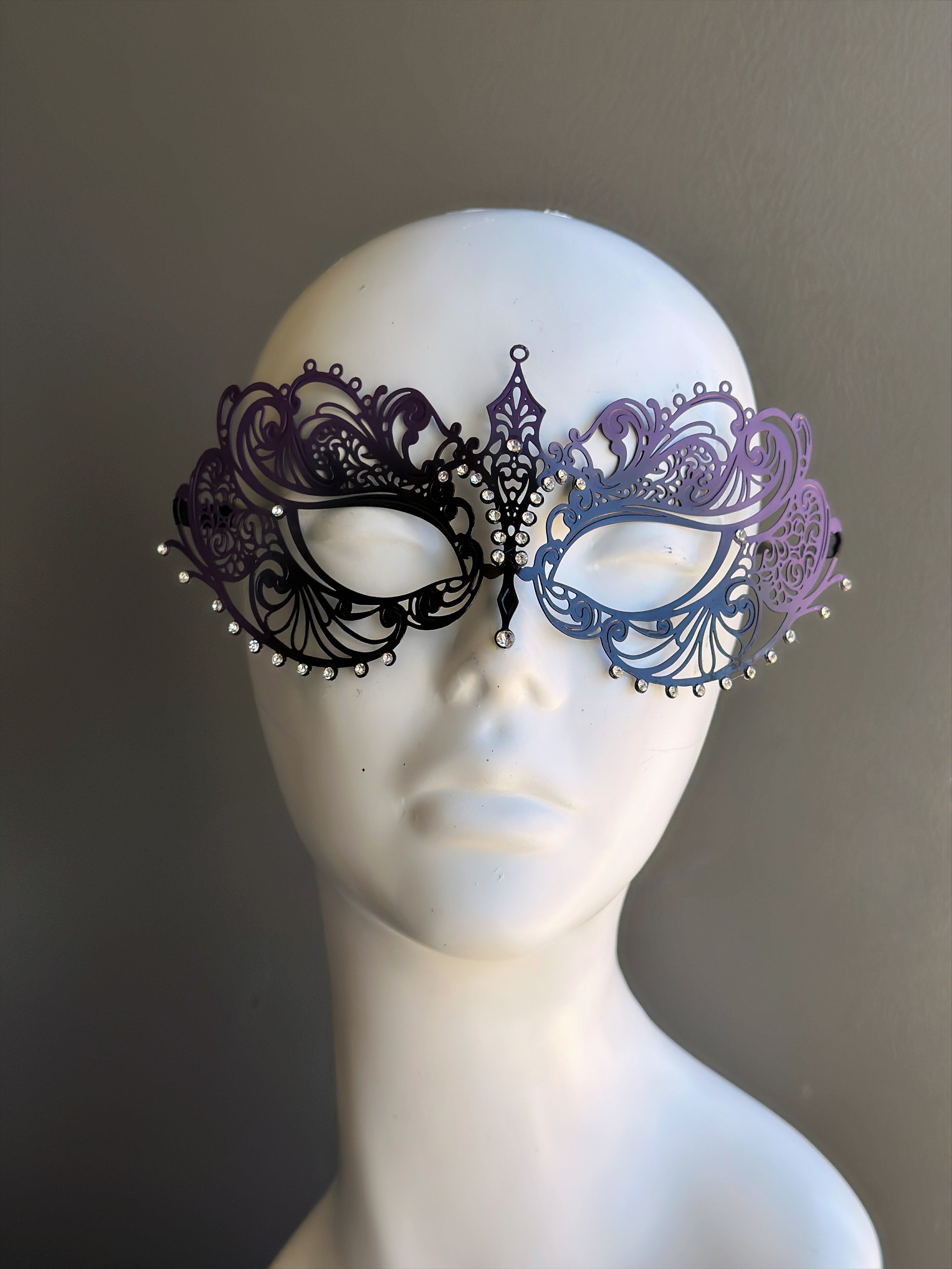 Ana Eleganza Metal Mask- Purple and Black