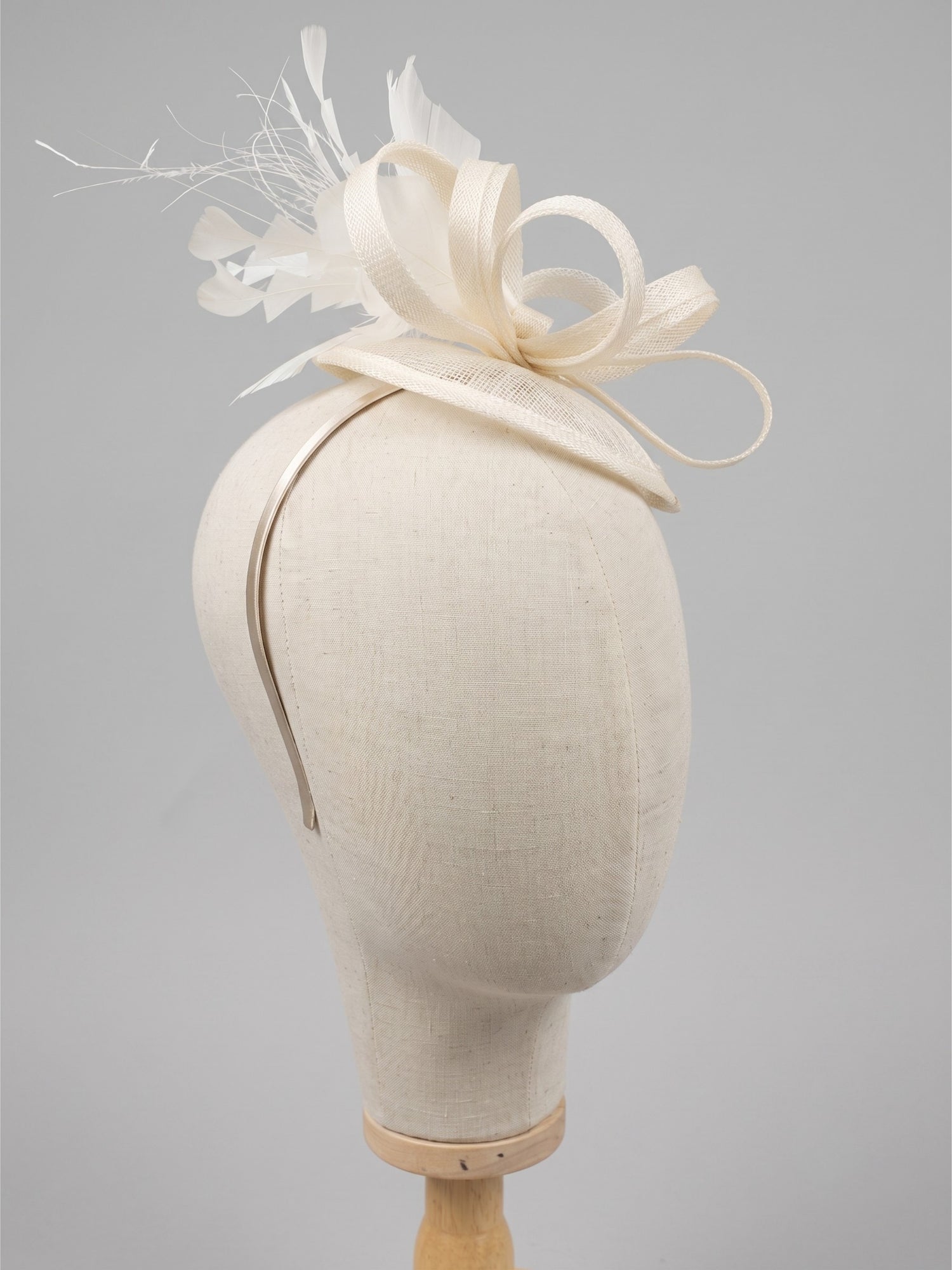 Tea Party Fascinator - White
