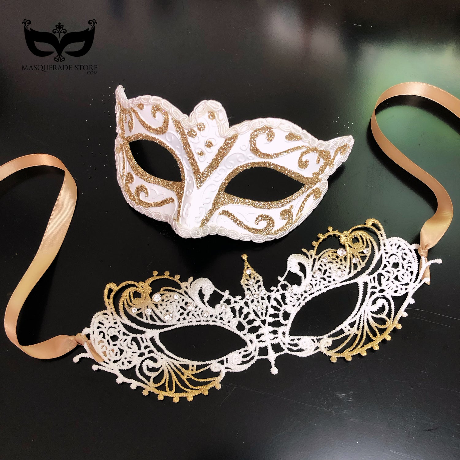 White and gold couples masquerade mask set with Venetian scrollwork and lace design, perfect for weddings, masquerade balls, and proms.