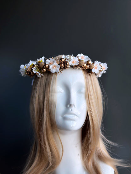 White and gold floral crown headband with blossoms and metallic berries, bridal wreath for weddings, festivals, and masquerade costumes.