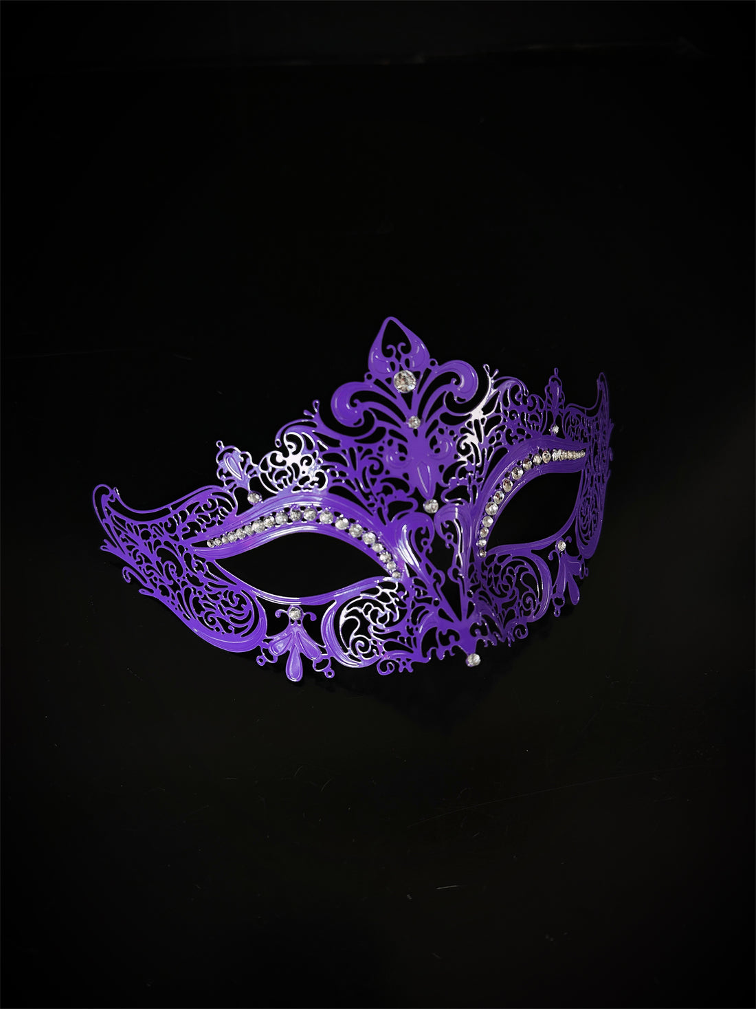 Metal Mask With Rhinestones - Purple