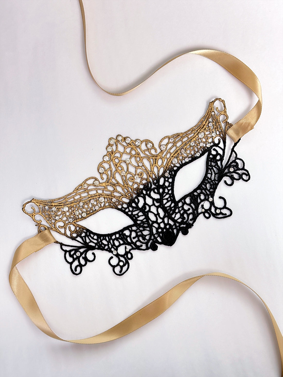 Ombre Rhinestone Mask - Gold/Black