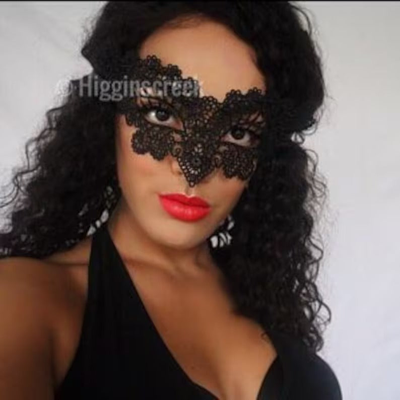 Gothic black lace masquerade mask with dramatic nose-bridge design, elegant lace costume mask for women, ideal for masquerade ball, prom, parties, and Halloween.