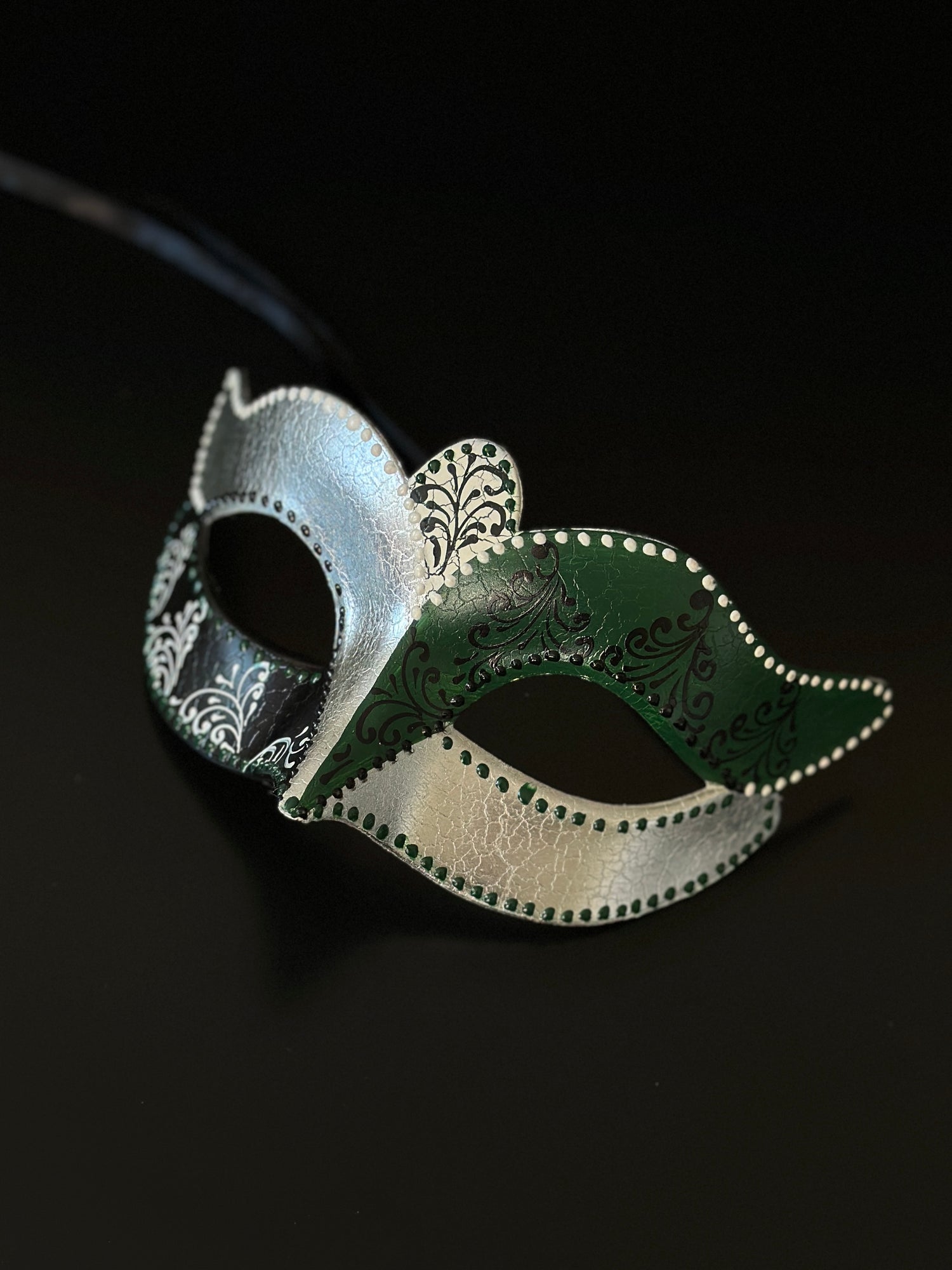 Assorted bulk masquerade mask set in silver and green with ornate design for group events