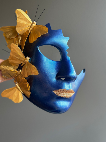 Cracked Half Face Butterfly Mask - Blue/Gold Lip