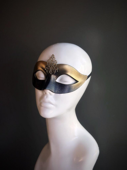 Eternal Reign – Black Gold Masks