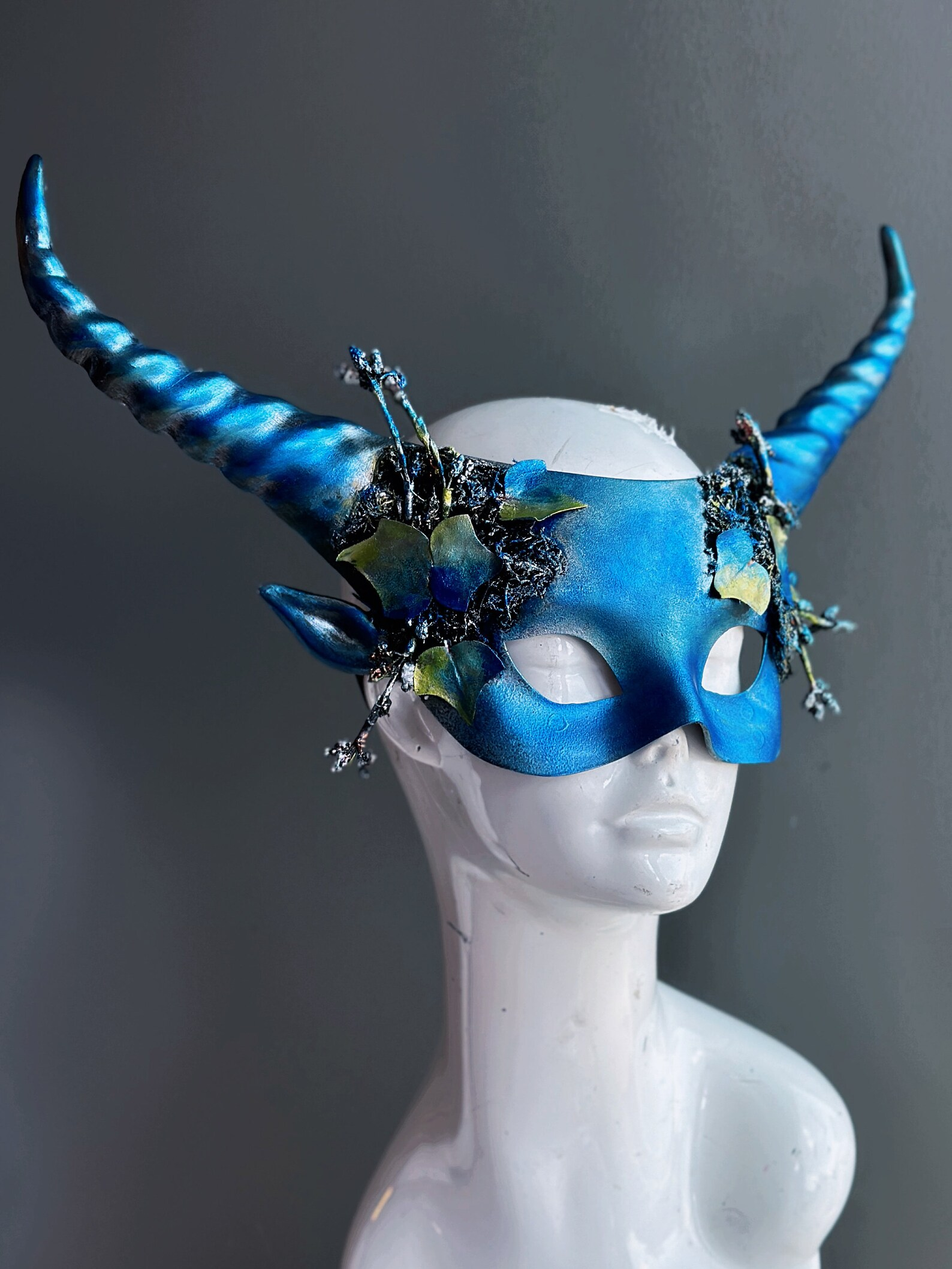Sylvan Blue Horn Mask