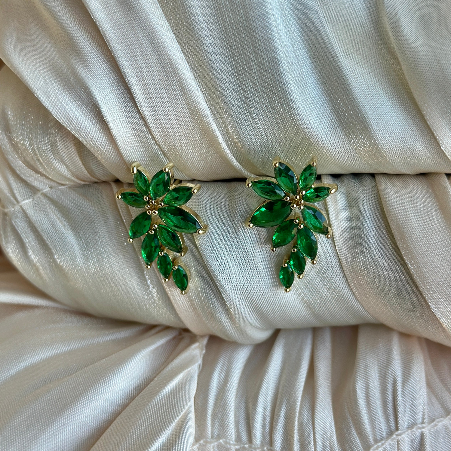 Verde - Earrings - (Emerald/Gold)