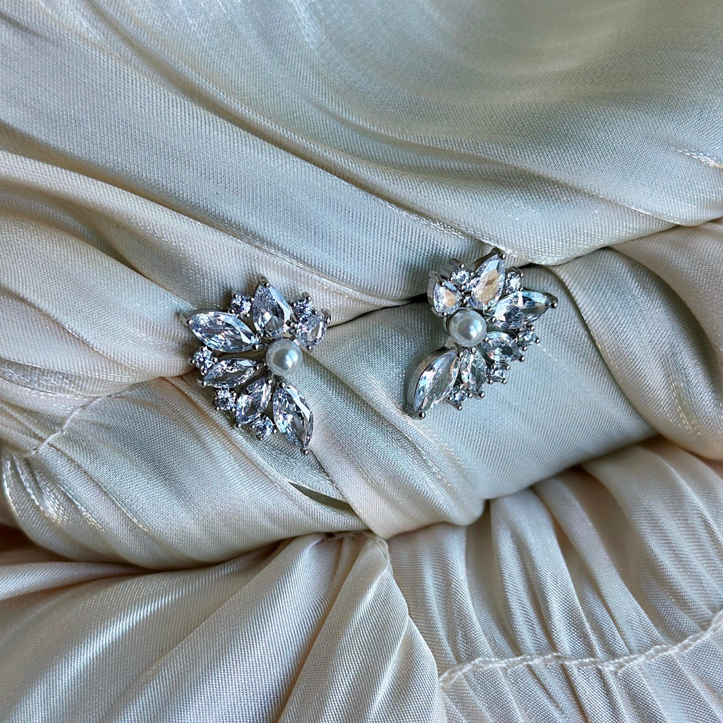 Florence - Earrings - (Silver)
