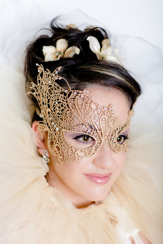 masquerade masks and dresses for prom Red Black Masquerade Masks Feathers Masquerade Ball Prom Halloween Mask by BeyondMasquerade.com