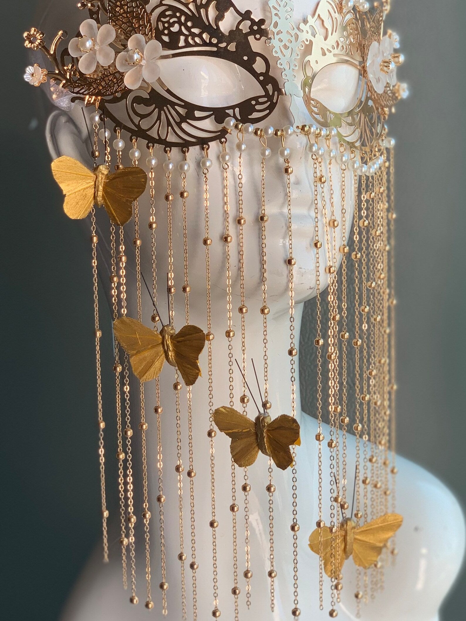 Ballchain Mask Womens Masquerade Mask Metal Butterfly Chain Gold | Masquerade Store