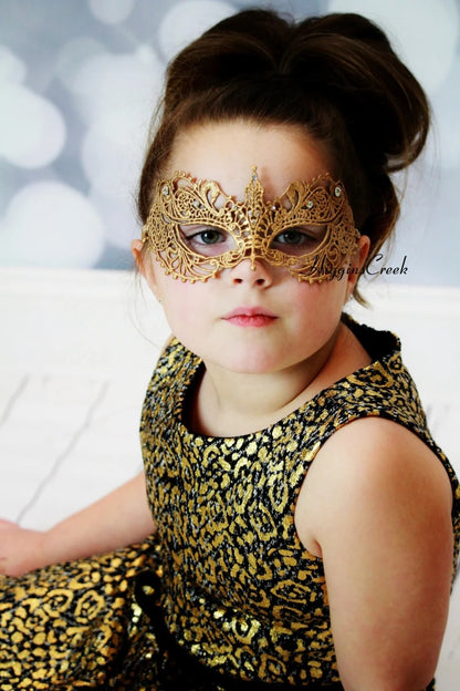 Golden Grace – Kids Lace Masquerade Mask