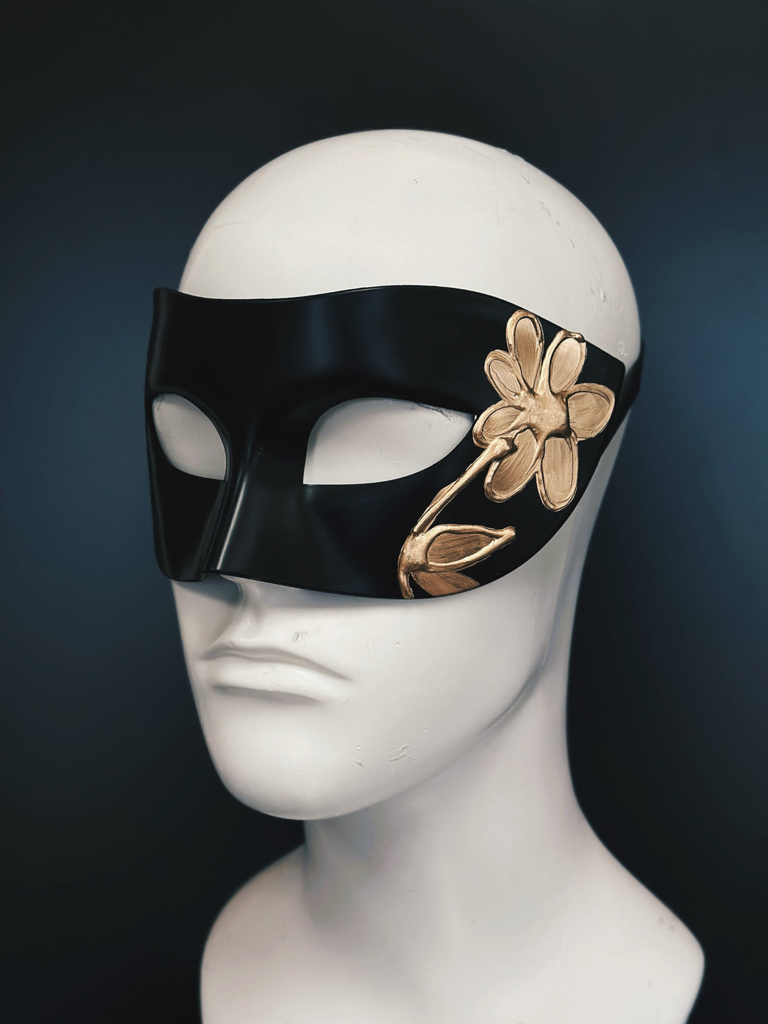 Venetian Mask - Gilded Briar