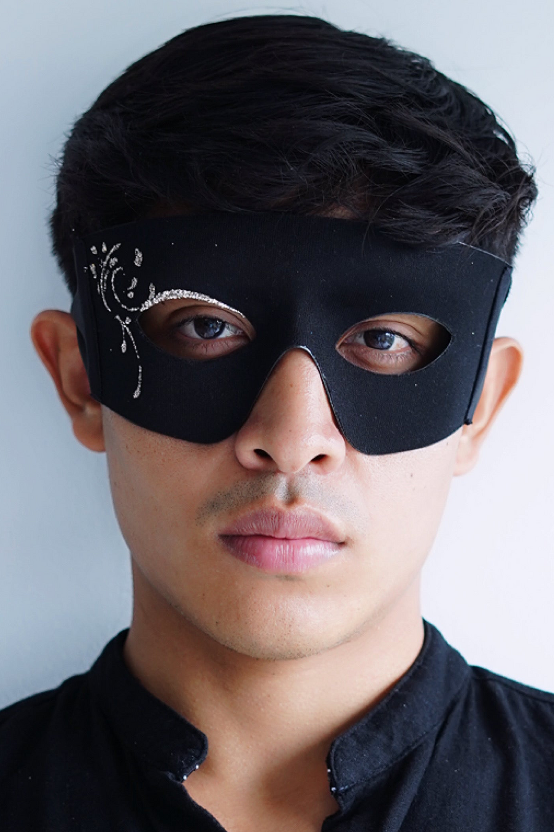 Midnight Virtue – Black/Silver Filigree