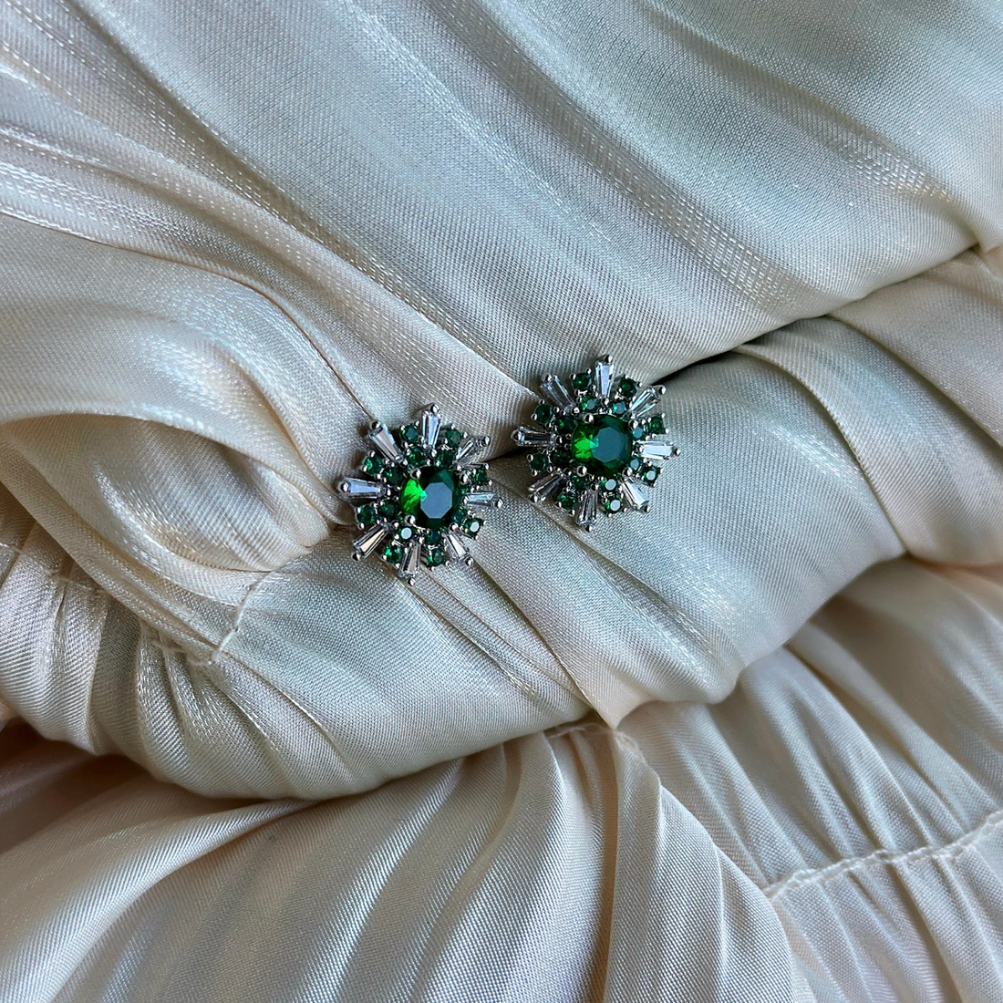 Nova - Earrings (Green/Silver)