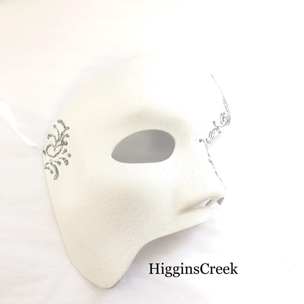 Half Face Phantom Mask With Filigree