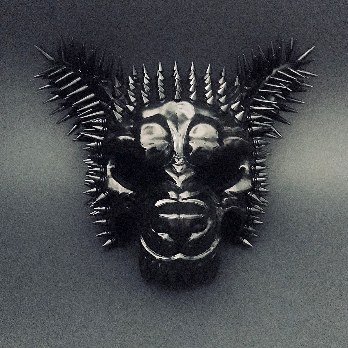 Angry Wolf Spike Mask - Black