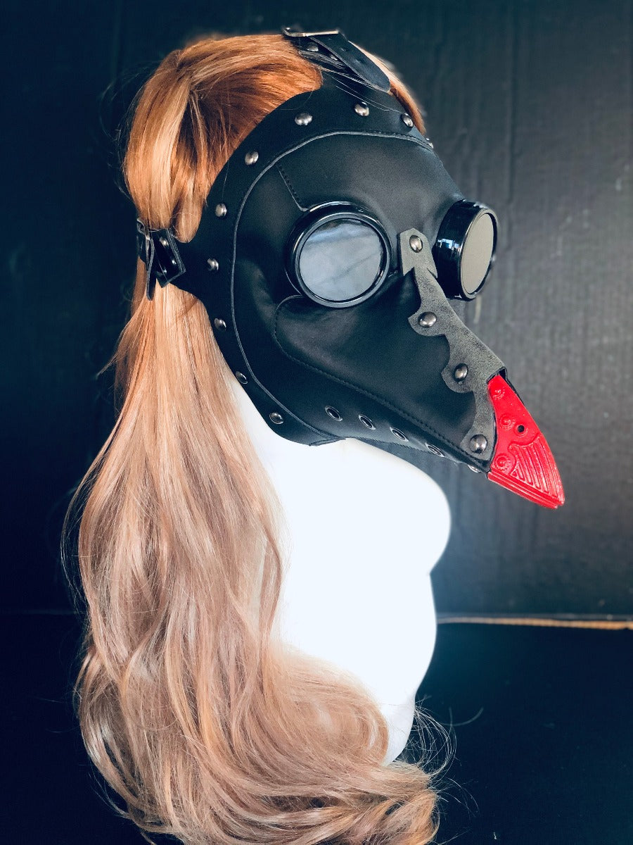 Plague Mask Red Beak - Black