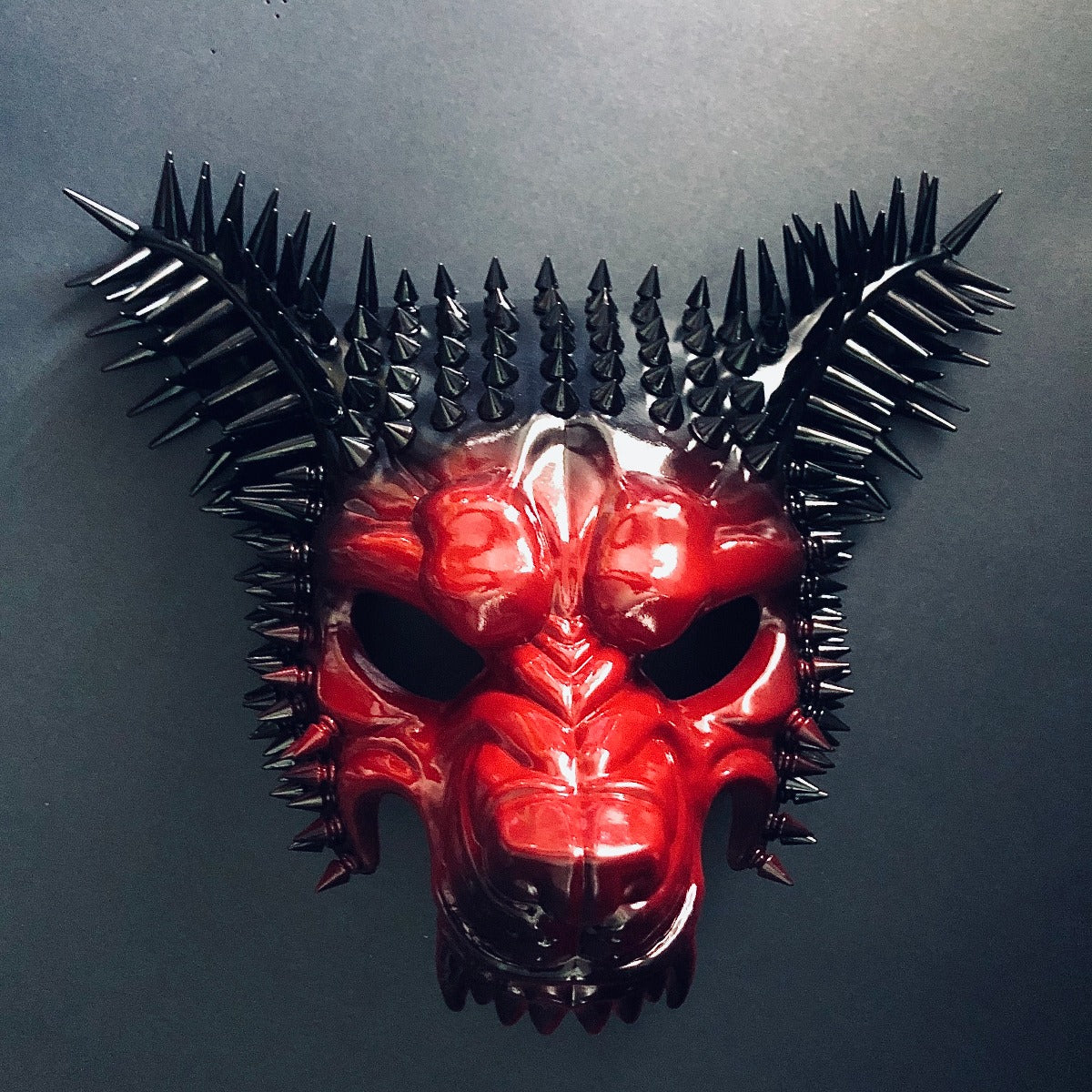 Spiked Bloody Angry Wolf Mask - Red/Black