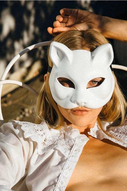 dit cat mask white primer